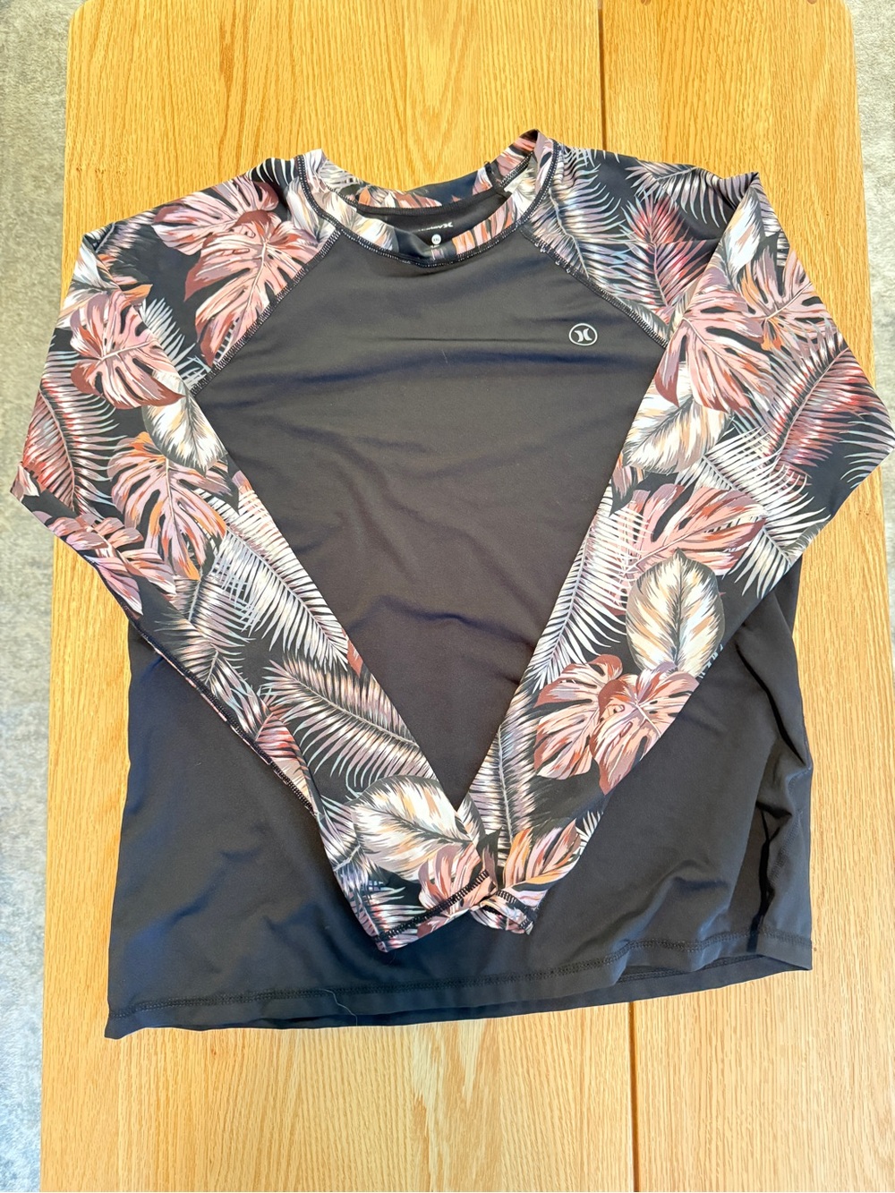 Hurley Tropical Floral Long Sleeve Rash Guard Swim Top XXL UPF 50+